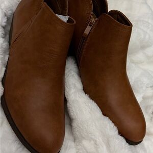 Dream Pairs Cognac Side-Zip Ankle Booties